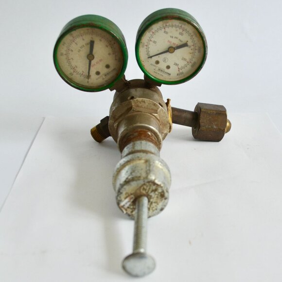 Vintage Tescom Gauge Regulator Set Model # H1910-540 Welding - Picture 1 of 8